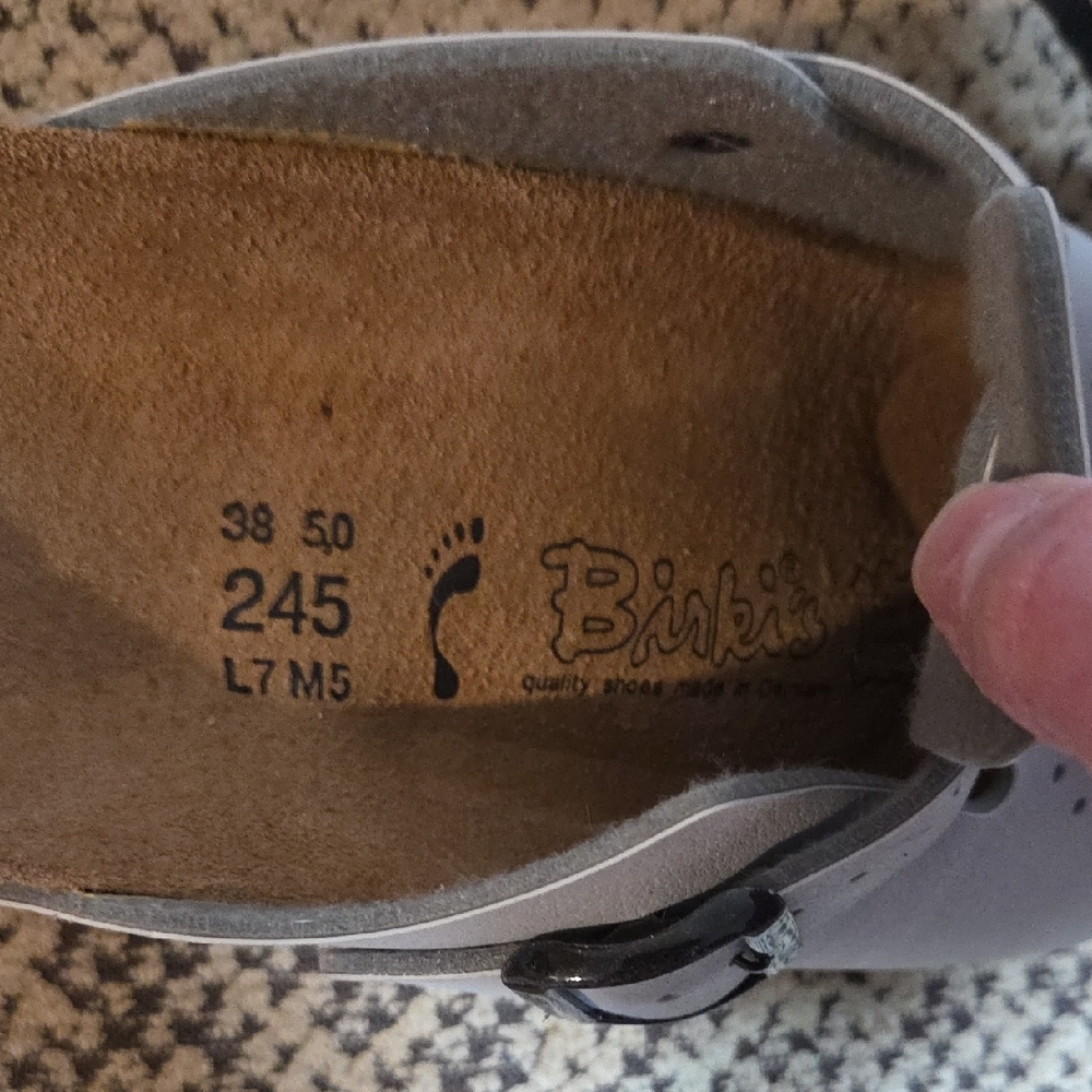 Birki's Grey Perforated Heart Slip-On Clog with Buckle - Picture 2 of 6